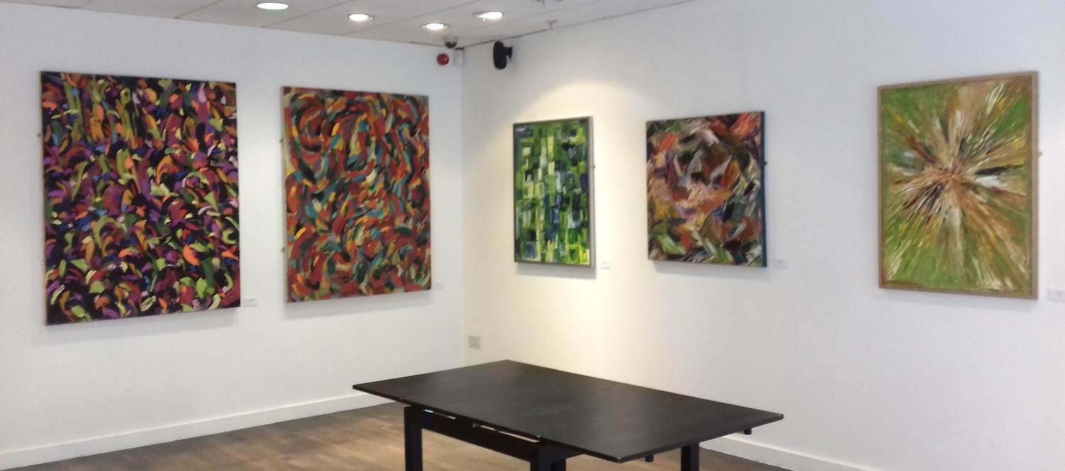 CZ Gallery